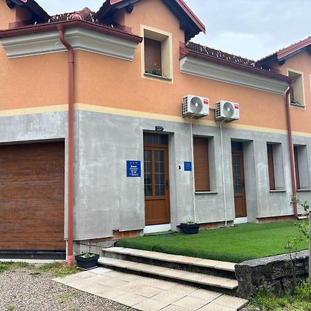 Apartman Galerija オグリン エクステリア 写真
