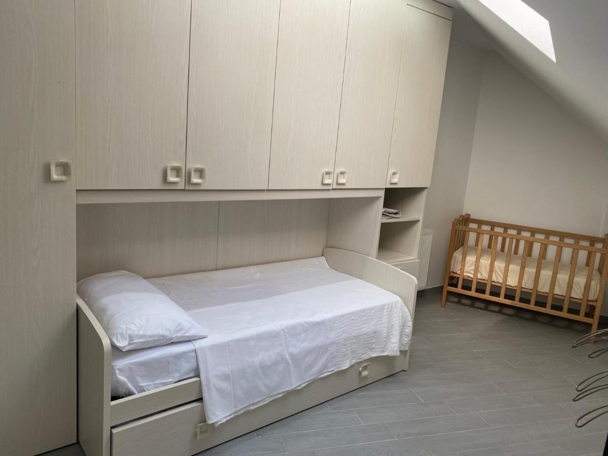Apartman Galerija オグリン エクステリア 写真