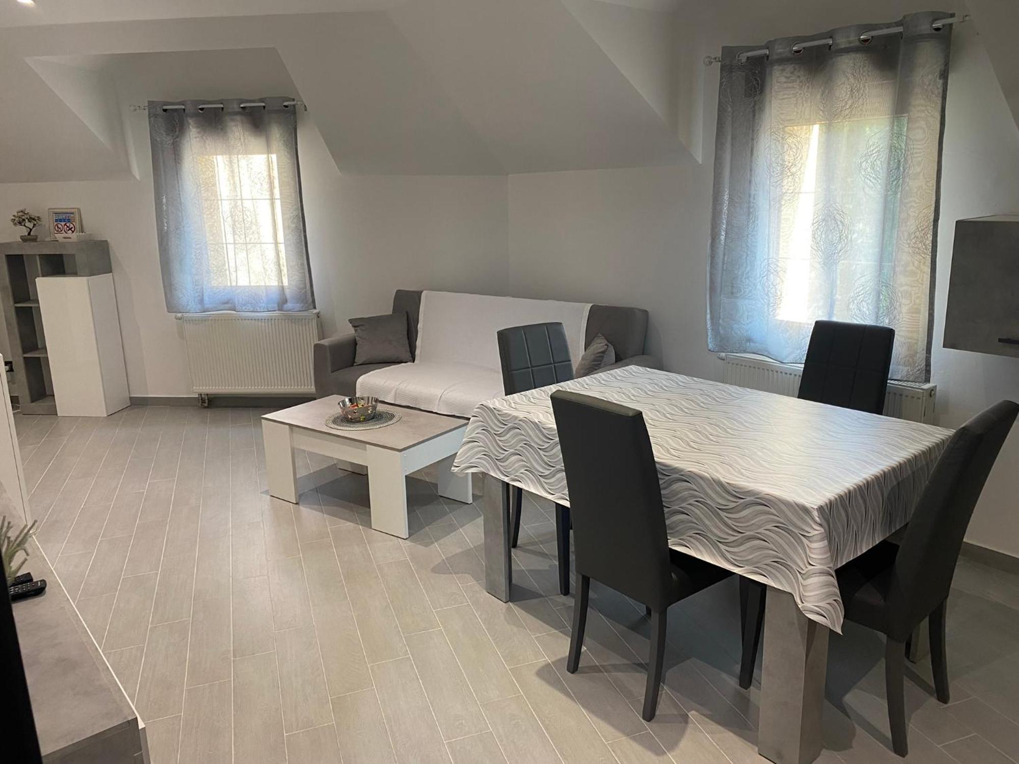 Apartman Galerija オグリン エクステリア 写真